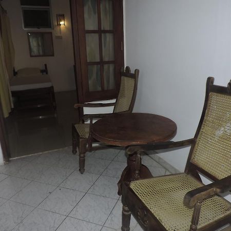Primrose Guest House Unawatuna Exteriér fotografie