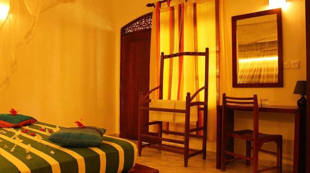 Primrose Guest House Unawatuna Exteriér fotografie