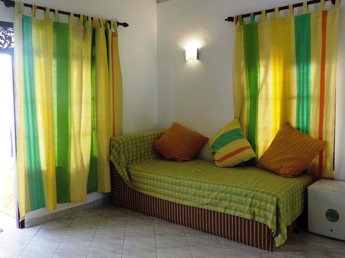Primrose Guest House Unawatuna Exteriér fotografie