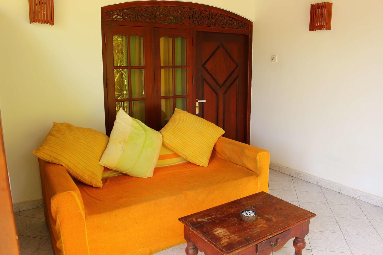 Primrose Guest House Unawatuna Exteriér fotografie