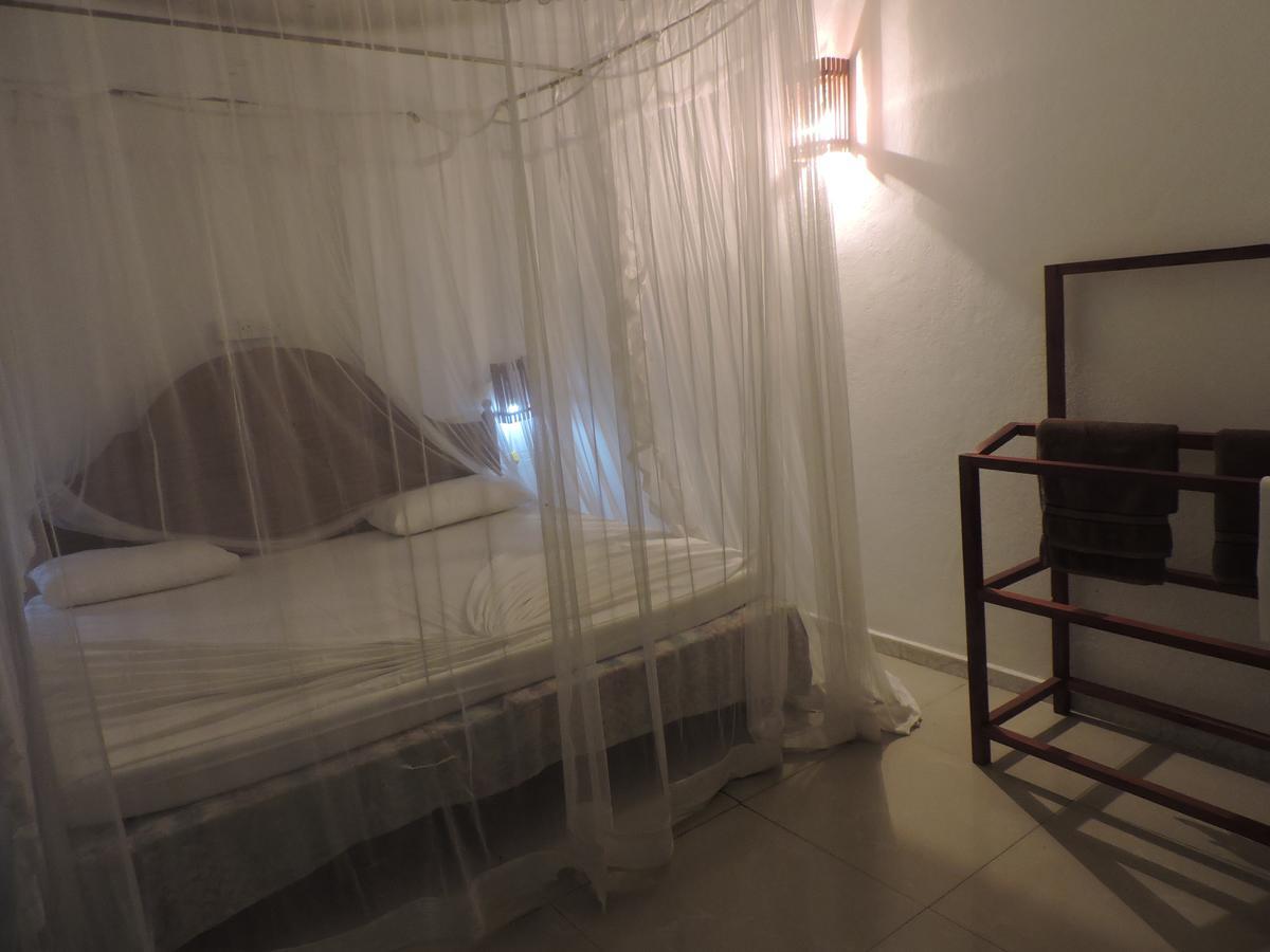 Primrose Guest House Unawatuna Exteriér fotografie